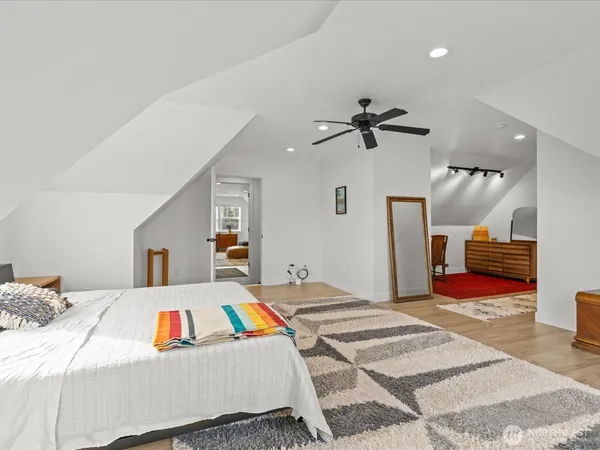 $775,000 | 1355 McHugh Avenue, Enumclaw, WA 98022