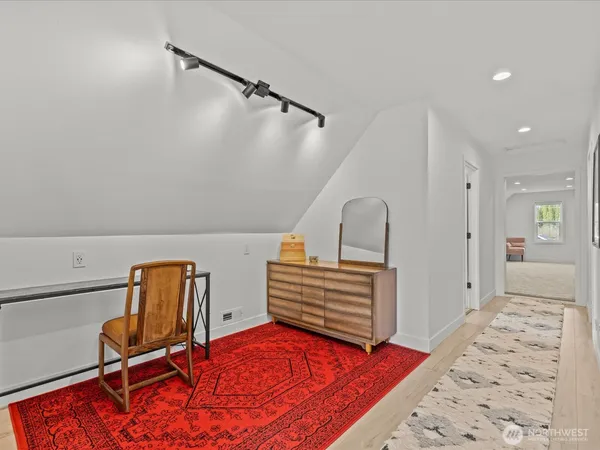 $775,000 | 1355 McHugh Avenue, Enumclaw, WA 98022