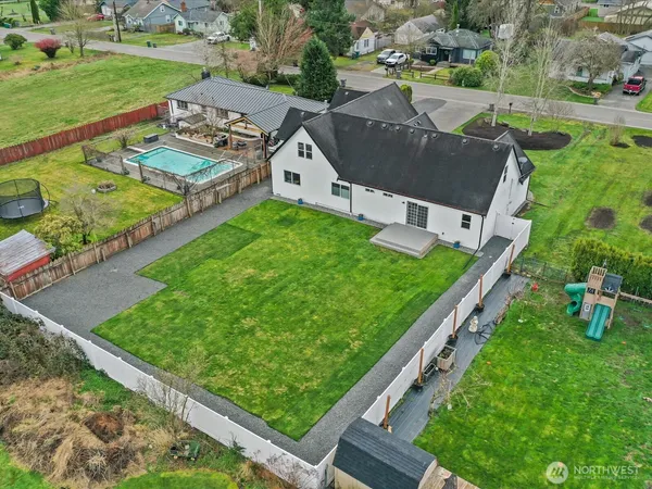 $775,000 | 1355 McHugh Avenue, Enumclaw, WA 98022