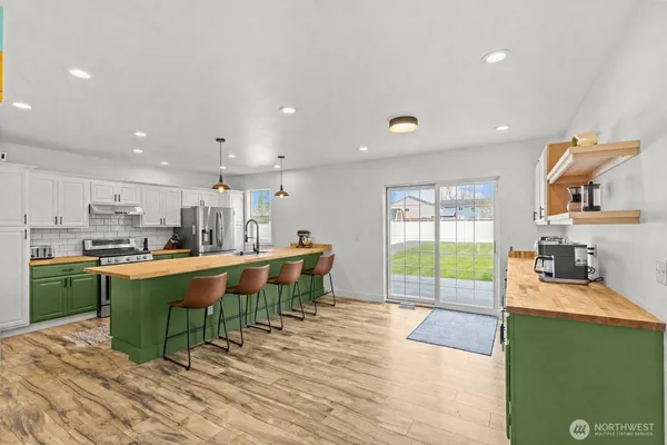 $775,000 | 1355 McHugh Avenue, Enumclaw, WA 98022