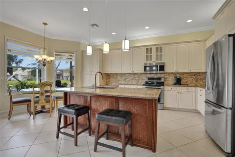 $550,000 | 8257 La Jolla Vista Lane, Lake Worth, FL 33467