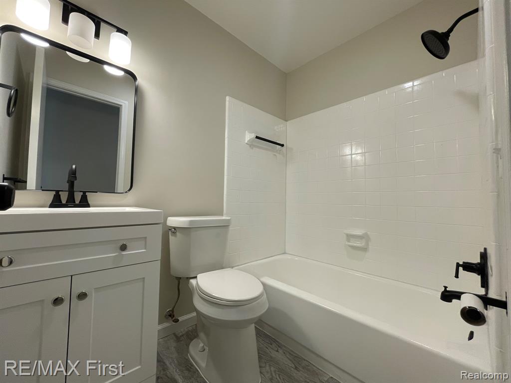 48065 Fuller Road Chesterfield, MI 48051 - Photo 11 of 20