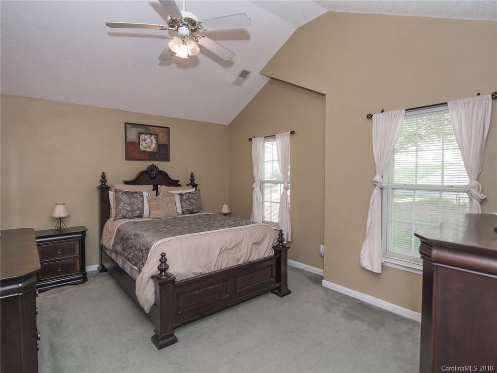 5923 Running Deer Road Charlotte, NC 28214 - Photo 13 of 18