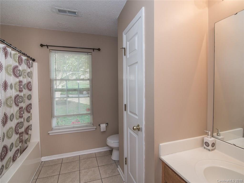 5923 Running Deer Road Charlotte, NC 28214 - Photo 10 of 18