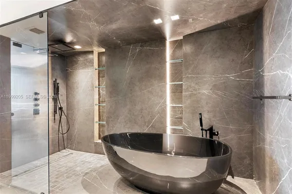 $17,000 | 400 Sunny Isles Boulevard, Unit PH03, Sunny Isles Beach, FL 33160