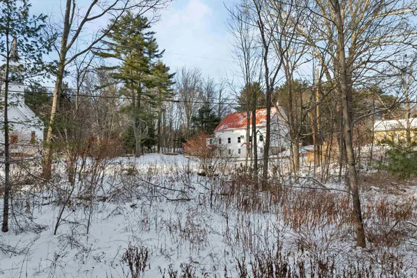 $210,000 | 61 Freeman Hall Road, Nottingham, NH 03290
