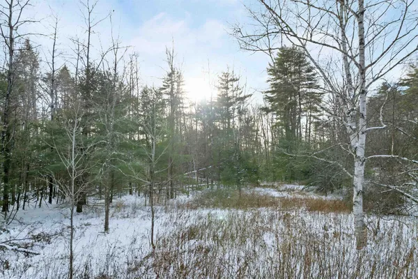 $210,000 | 61 Freeman Hall Road, Nottingham, NH 03290