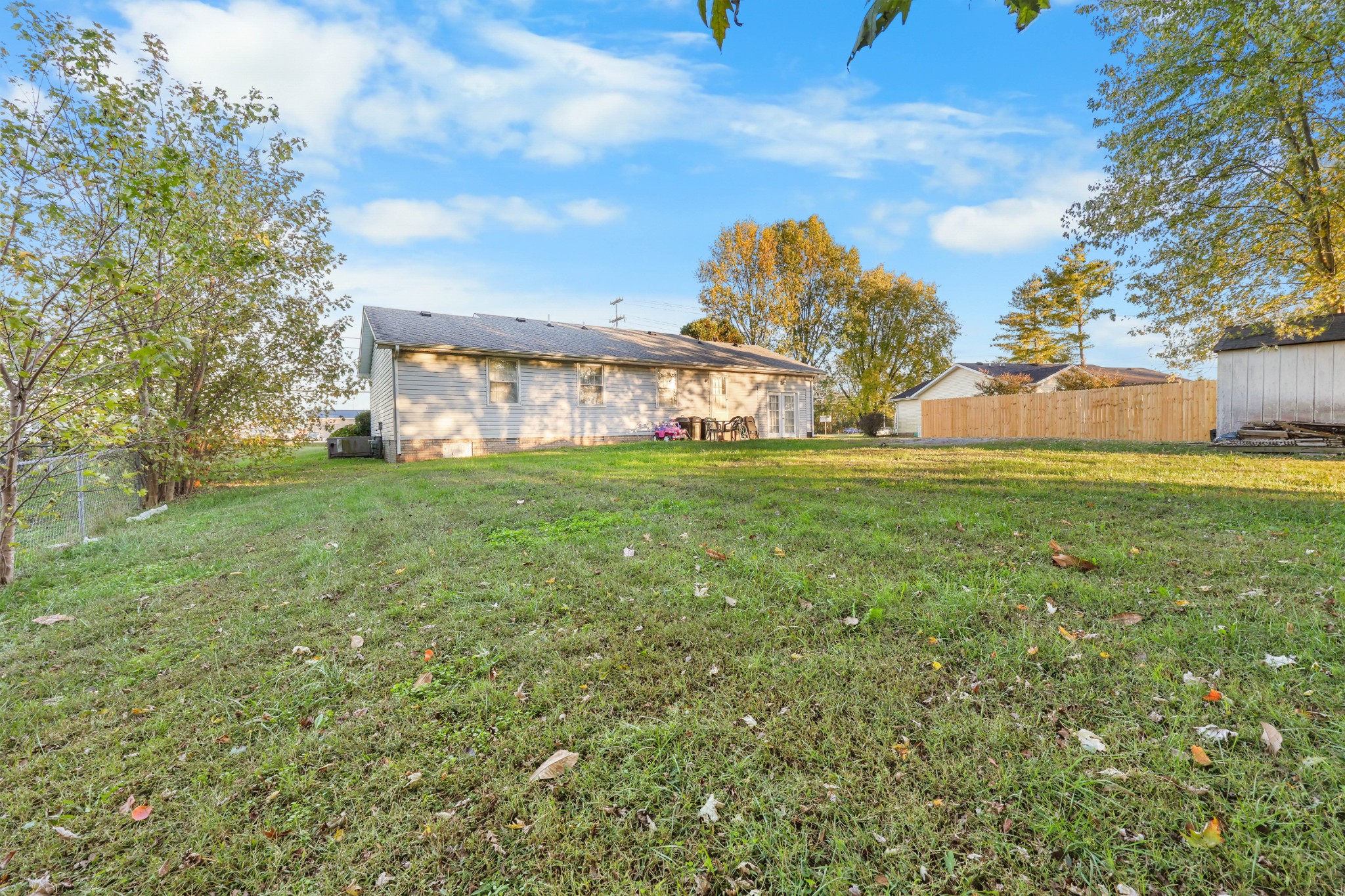 3702 Trenton Road Clarksville, TN 37042 - Photo 26 of 26 a view of a tree in front of a house