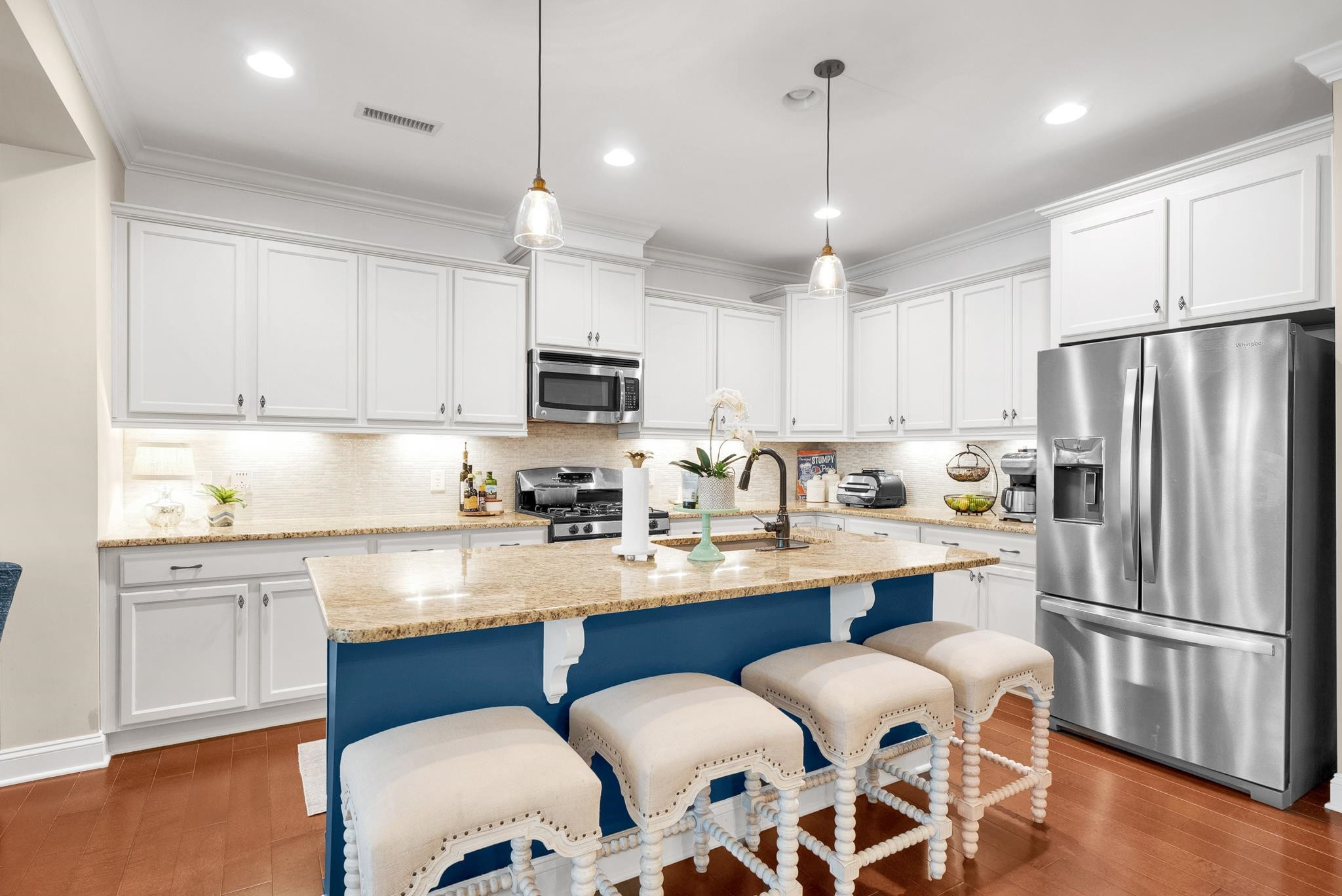 745 Fallon Grove Way Raleigh, NC 27608 - Photo 4 of 39 Photo 4