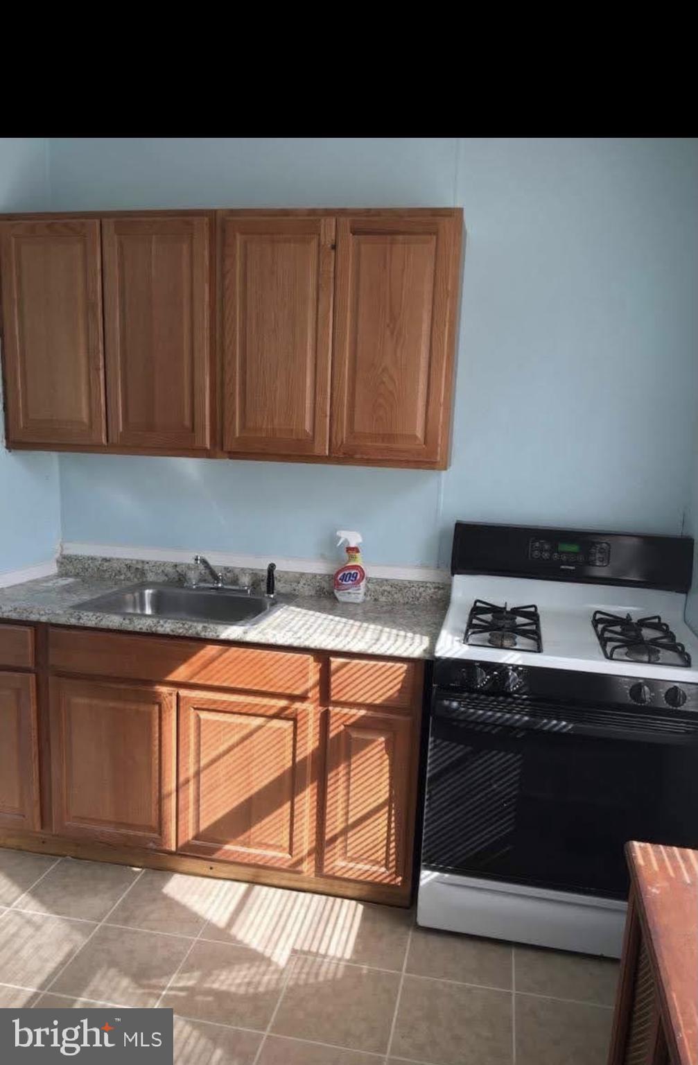 438 Long Lane Upper Darby, PA 19082 - Photo 19 of 39