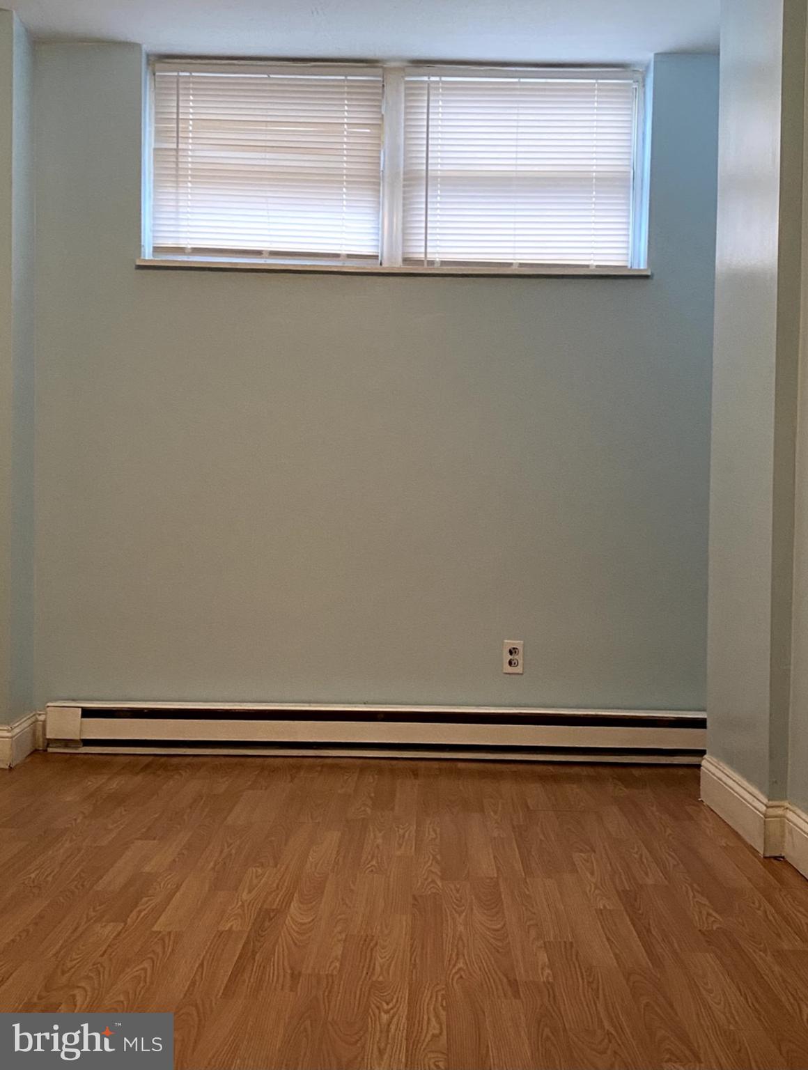 438 Long Lane Upper Darby, PA 19082 - Photo 32 of 39