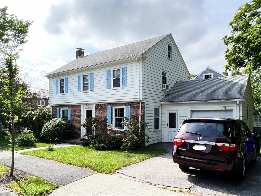 31 Grassmere Road Brookline, MA 02467 - Photo 2 of 24