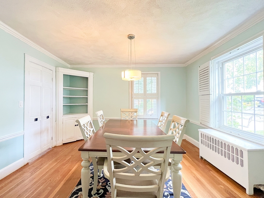 31 Grassmere Road Brookline, MA 02467 - Photo 6 of 24