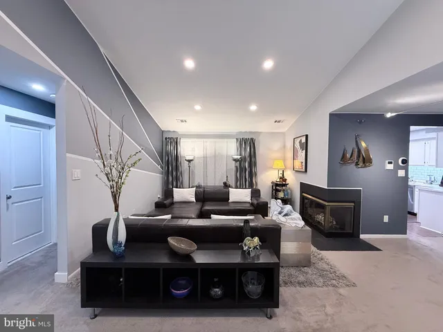 $460,000 | 110 Lowell Court, Unit 9, Princeton, NJ 08540