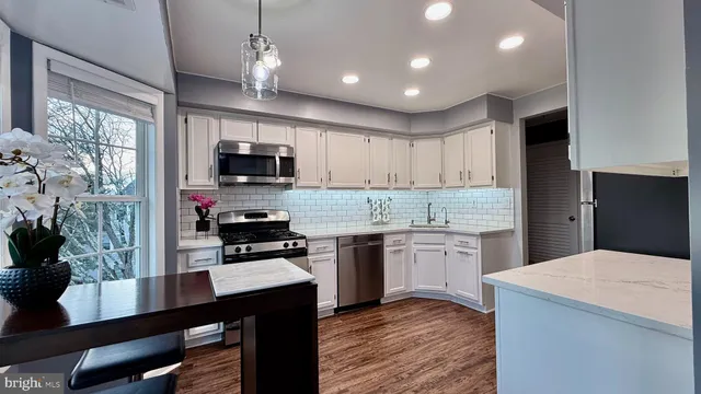 $460,000 | 110 Lowell Court, Unit 9, Princeton, NJ 08540