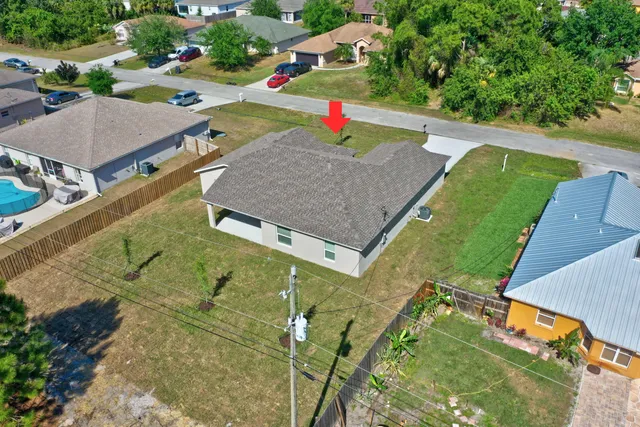 $2,695 | 3425 Southwest Europe Street, Port St. Lucie, FL 34953