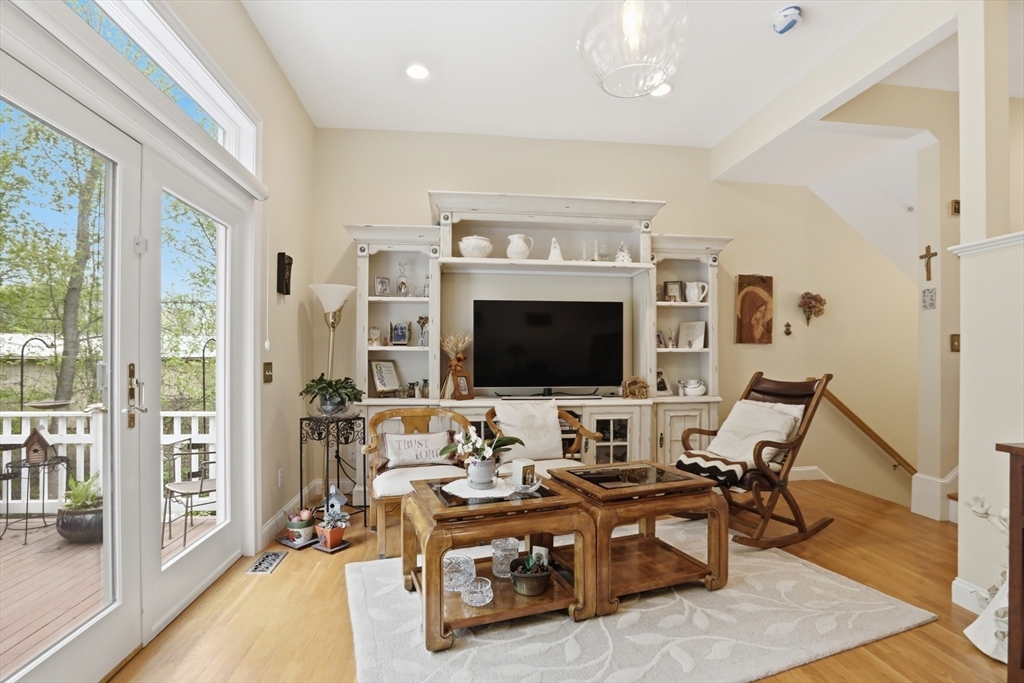 6 Safford Street, Unit 2 Ipswich, MA 01938 - Photo 11 of 35