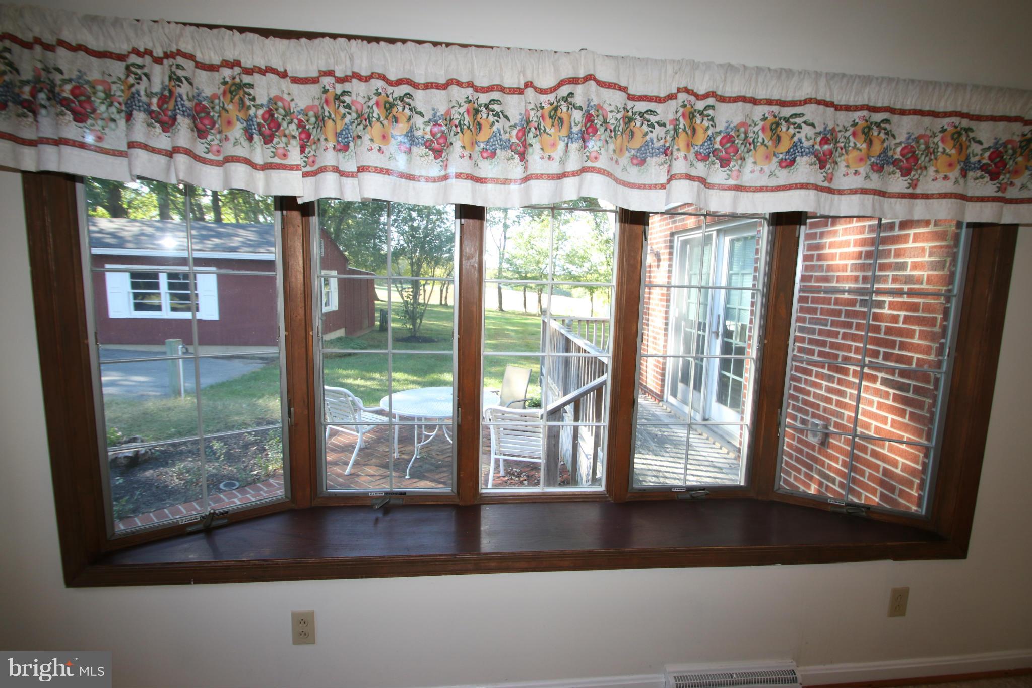 14431 Seneca Road Germantown, MD 20874 - Photo 6 of 23 Kitchen