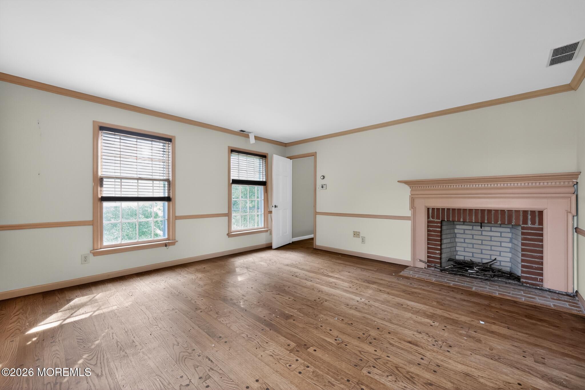 189 Province Line Road Allentown, NJ 08501 - Photo 31 of 40 28_189_Province_Line_Rd-Bedroom-9912