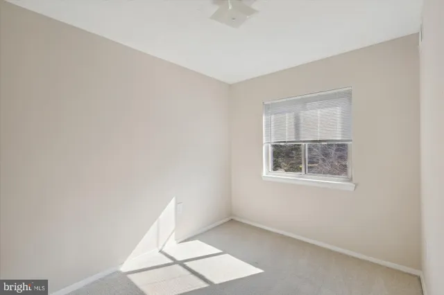 $2,250 | 12305 Braxfield Court, Unit 406, Rockville, MD 20852