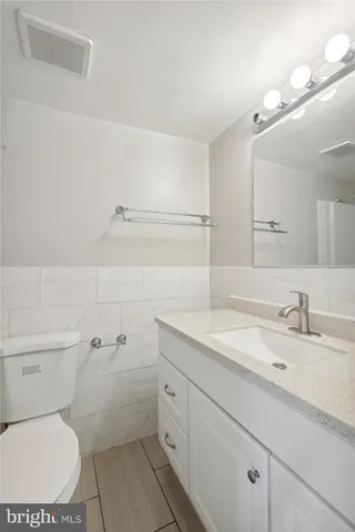 $2,250 | 12305 Braxfield Court, Unit 406, Rockville, MD 20852