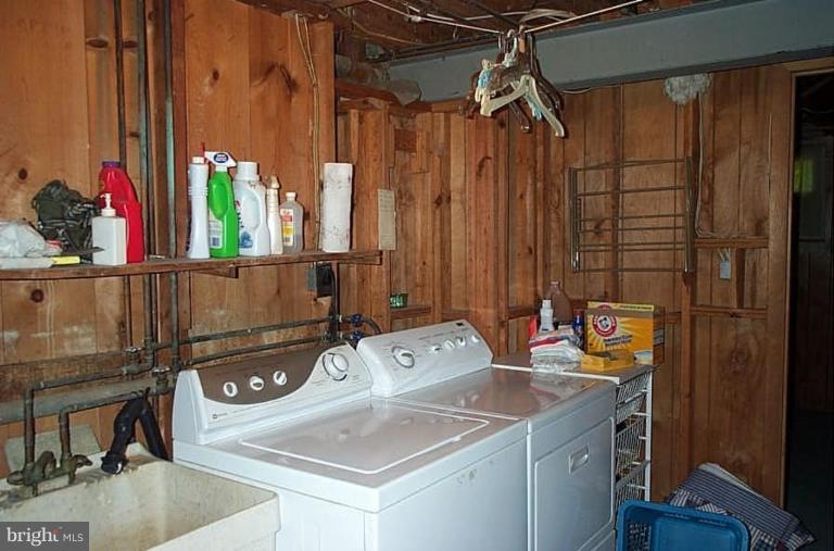 6408 Bells Mill Road Bethesda, MD 20817 - Photo 15 of 20 Laundry Area 1