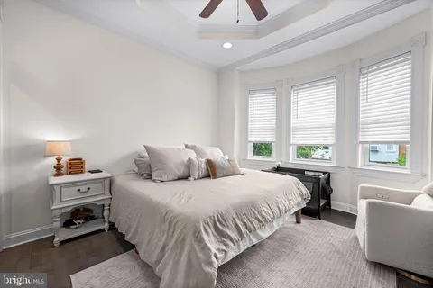 $499,999 | 731 South Linwood Avenue, Baltimore, MD 21224