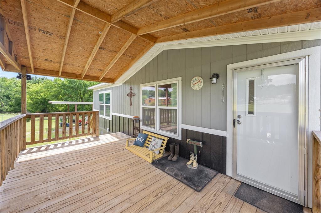 514 Blue Sky Court Springtown, TX 76082 - Photo 9 of 40 Front porch