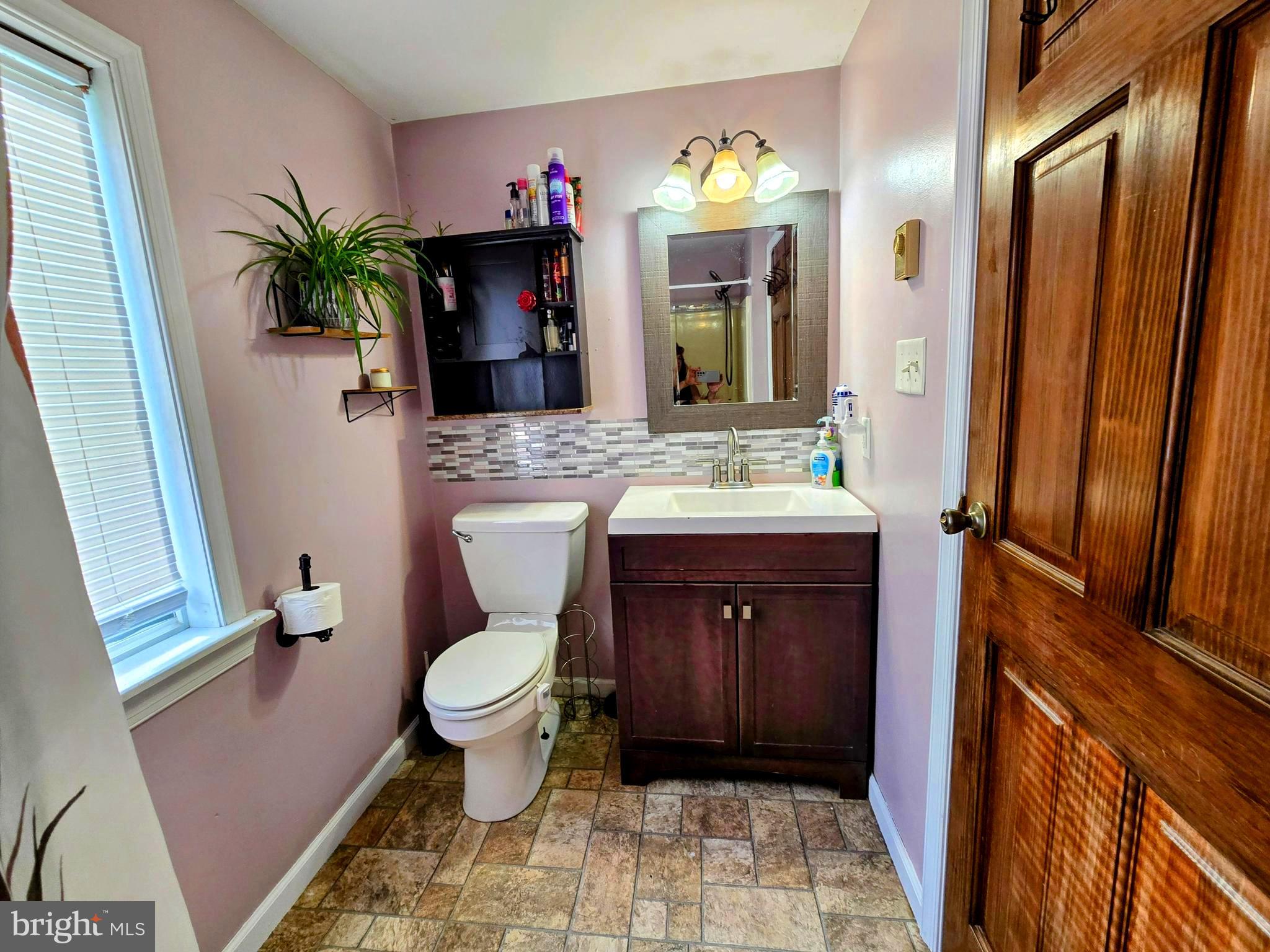 18178 Progress School Road Bridgeville, DE 19933 - Photo 16 of 49 Bathroom