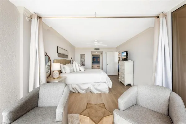 $5,500 | 6849 Grenadier Boulevard, Unit 503, Naples, FL 34108