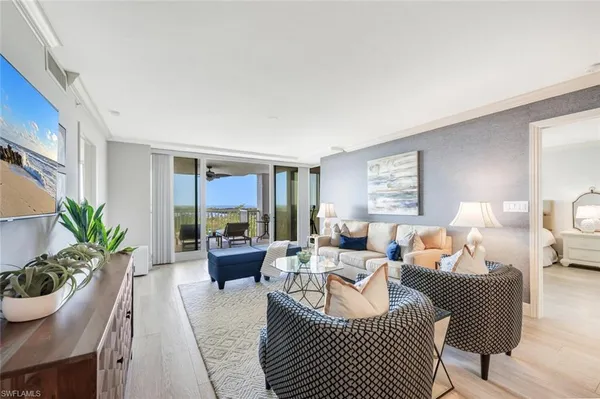 $5,500 | 6849 Grenadier Boulevard, Unit 503, Naples, FL 34108