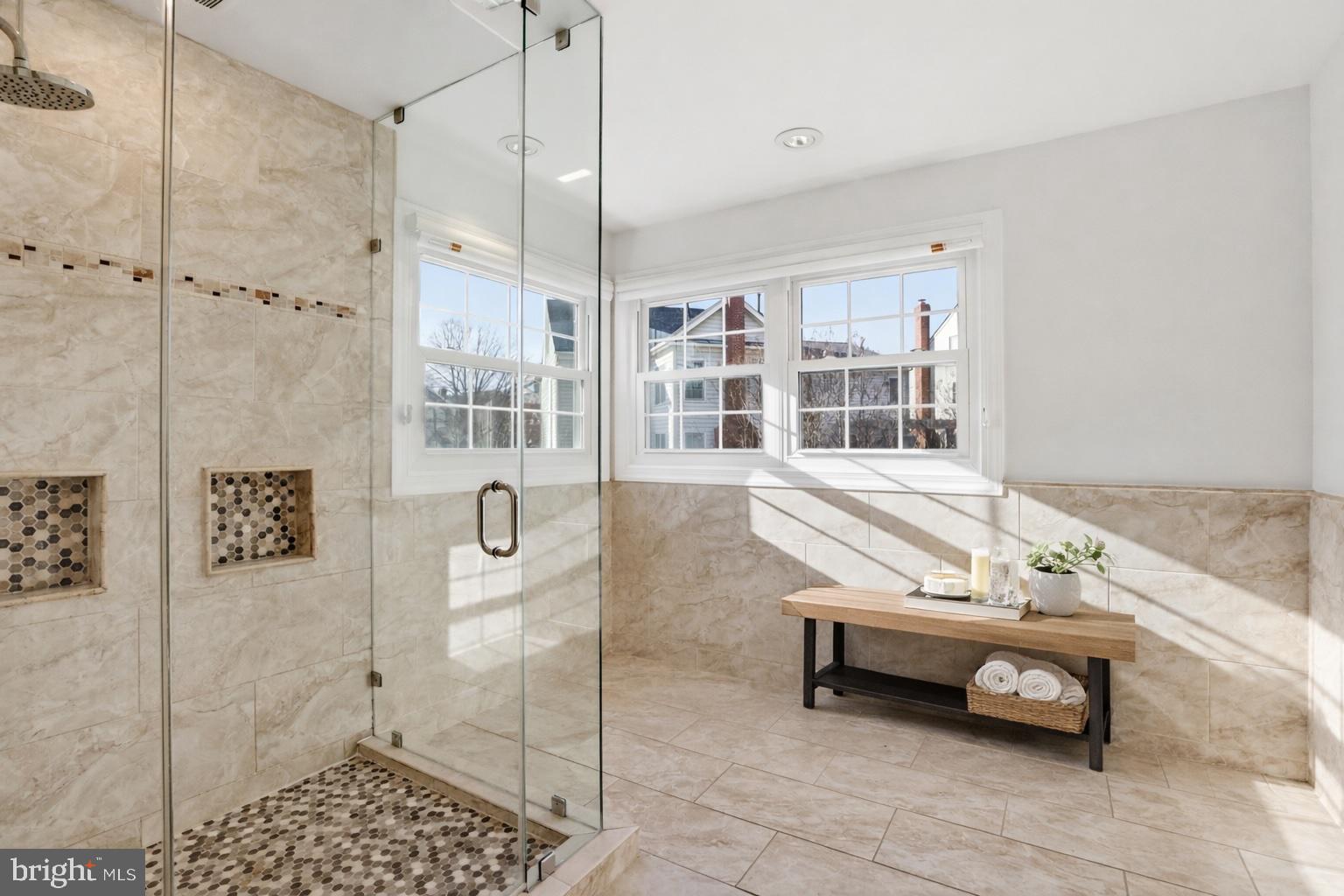 13222 Maplecrest Drive Potomac, MD 20854 - Photo 28 of 61 a living room with furniture