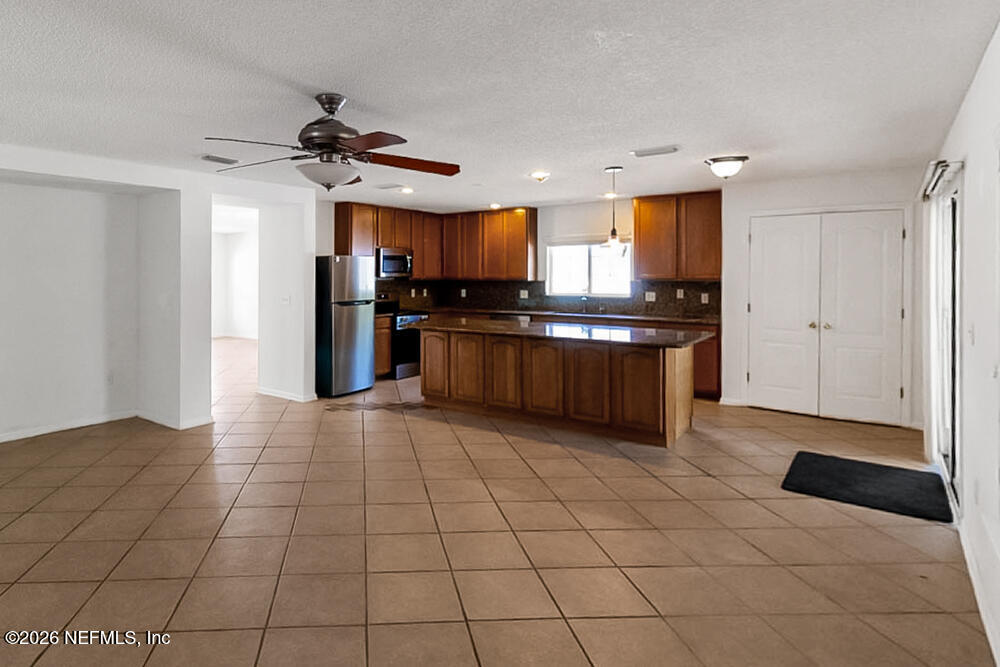2387 Rusty Lakes Lane Jacksonville, FL 32221 - Photo 18 of 50 IMG_3348