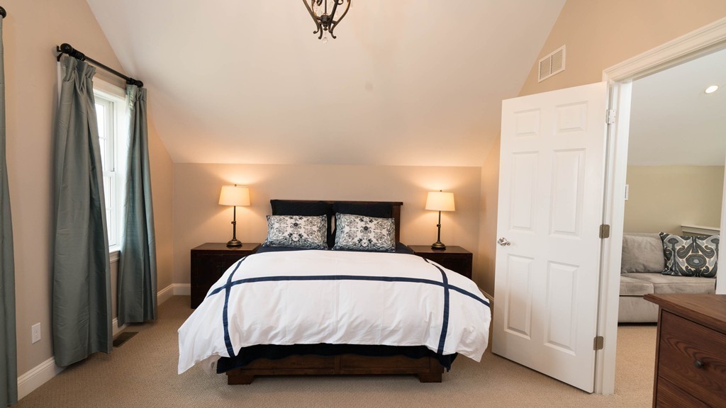 27 Main Street Dover, MA 02030 - Photo 17 of 22