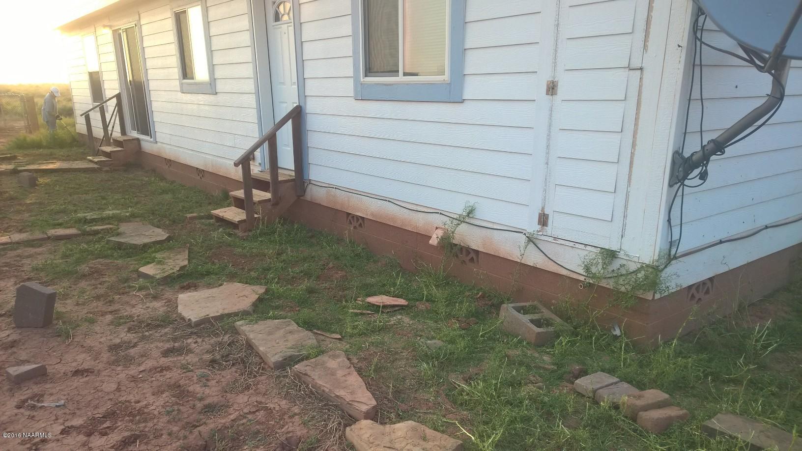 0 Turquoise Rnch Road, Unit 26B Winslow, AZ 86047 - Photo 25 of 39 Yard Clean up