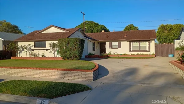 $875,000 | 37 Hastings Avenue, Ventura, CA 93003