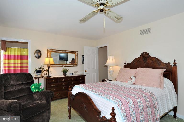 14310 Mt Oak Road Bowie, MD 20721 - Photo 23 of 30 Bedroom #2