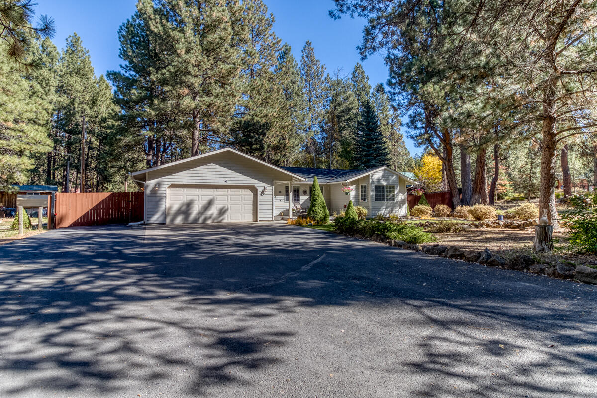60452 Zuni Road Bend, OR 97702 - Photo 5 of 41 Zuni 5