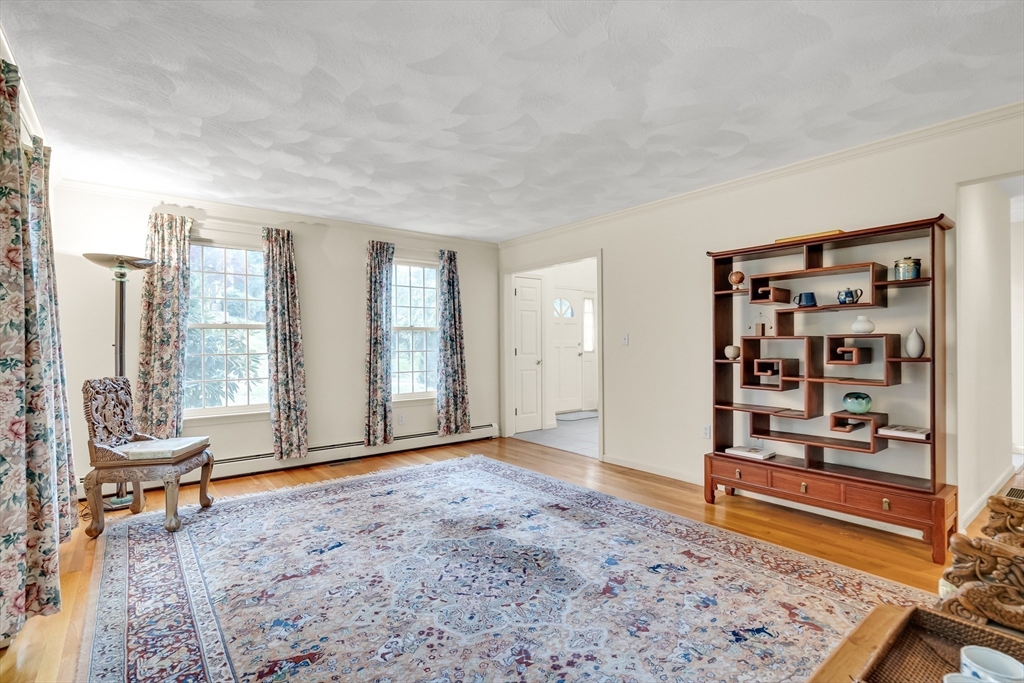 4 Crestview Road Bedford, MA 01730 - Photo 20 of 42 Gallery Image 20