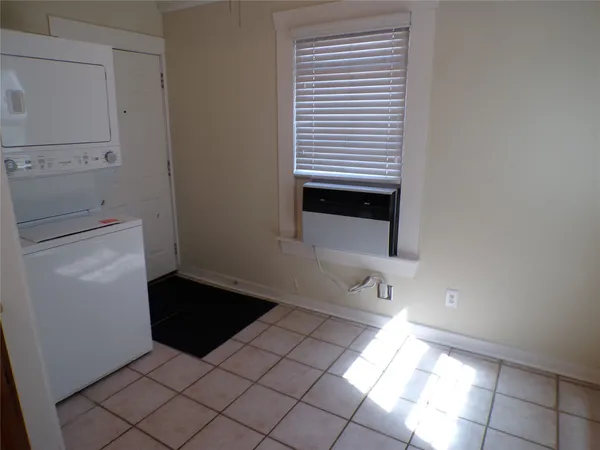 $1,195 | 3416 Morrison Street, Unit 6, Houston, TX 77009