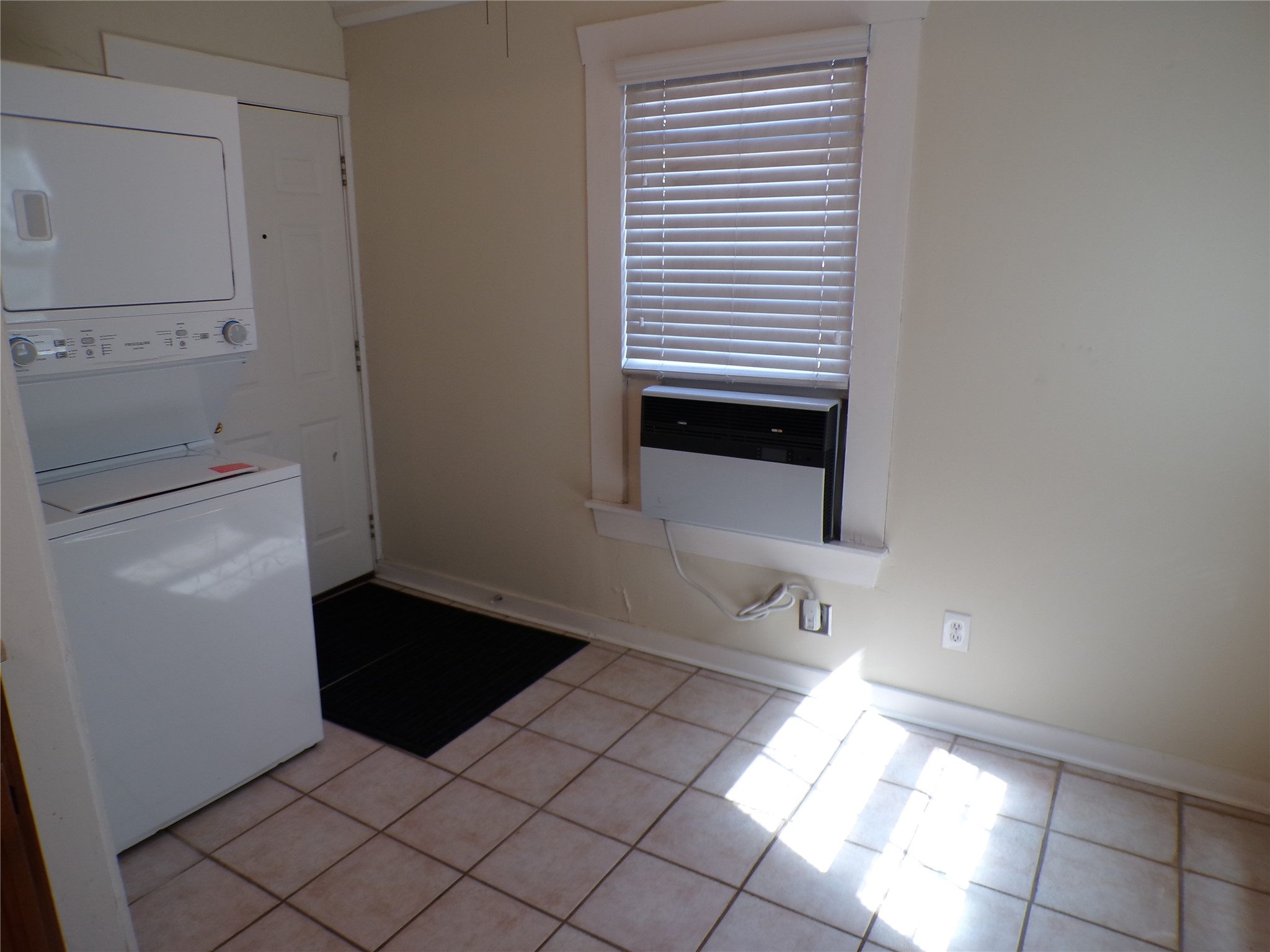 3416 Morrison Street, Unit 6 Houston, TX 77009 - Photo 29 of 32