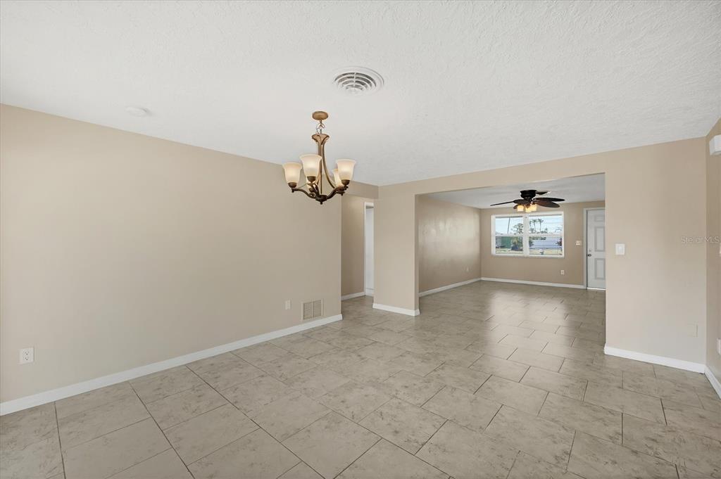 1533 Olympia Road Venice, FL 34293 - Photo 18 of 42 Gallery Image 18