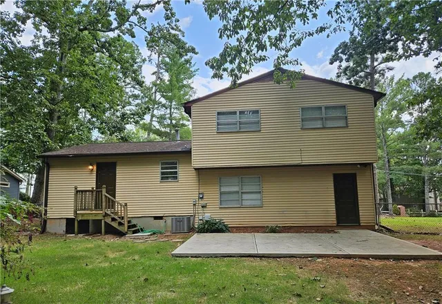 $1,600 | 2002 Smith Drive, Kennesaw, GA 30144