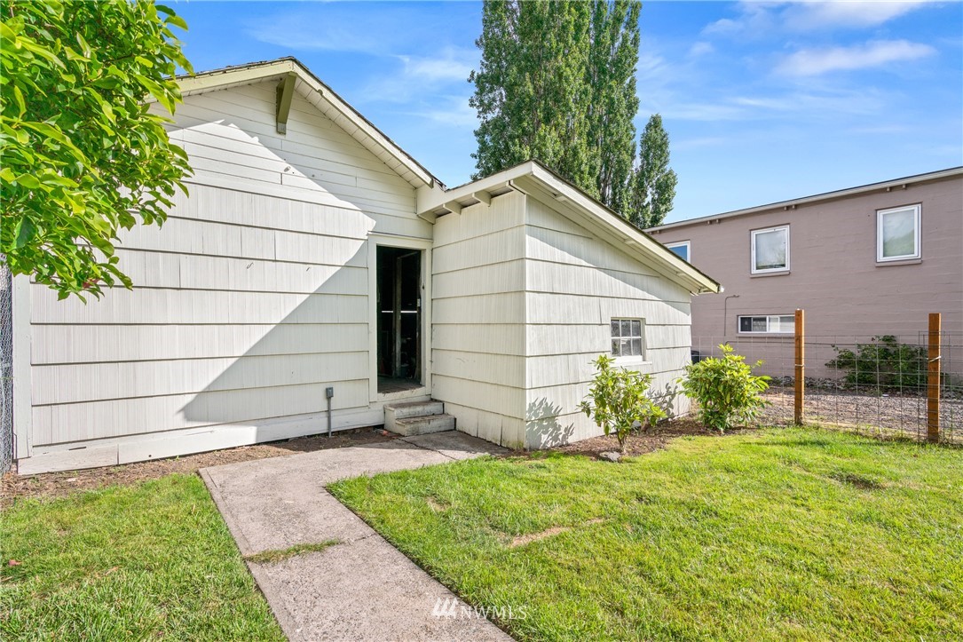 79 Southwest 10th Street Chehalis, WA 98532 - Photo 7 of 18 Gallery Image 7