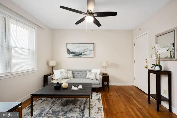 $1,550 | 620 Kenmore Avenue, Unit 2, Fredericksburg, VA 22401