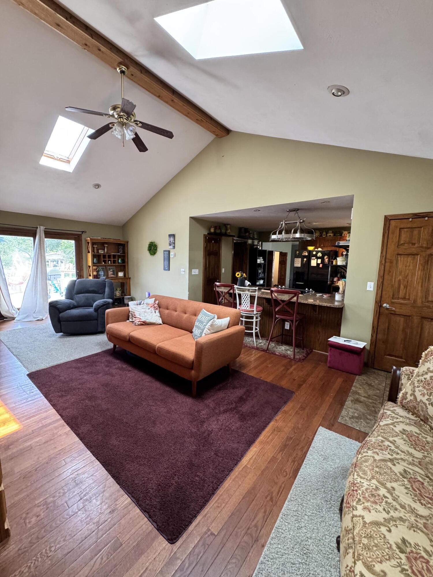 31004 Middle Crossing Road Dowagiac, MI 49047 - Photo 2 of 24 IMG_2291