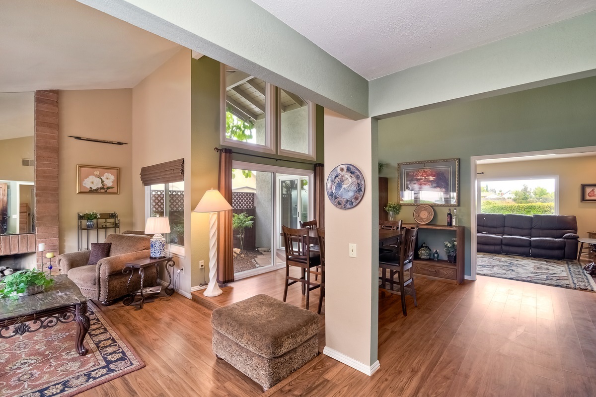 17087 Matinal Road San Diego, CA 92127 - Photo 4 of 25