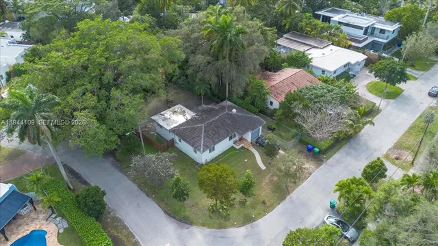 $2,800,000 | 2500 Overbrook Street, Miami, FL 33133