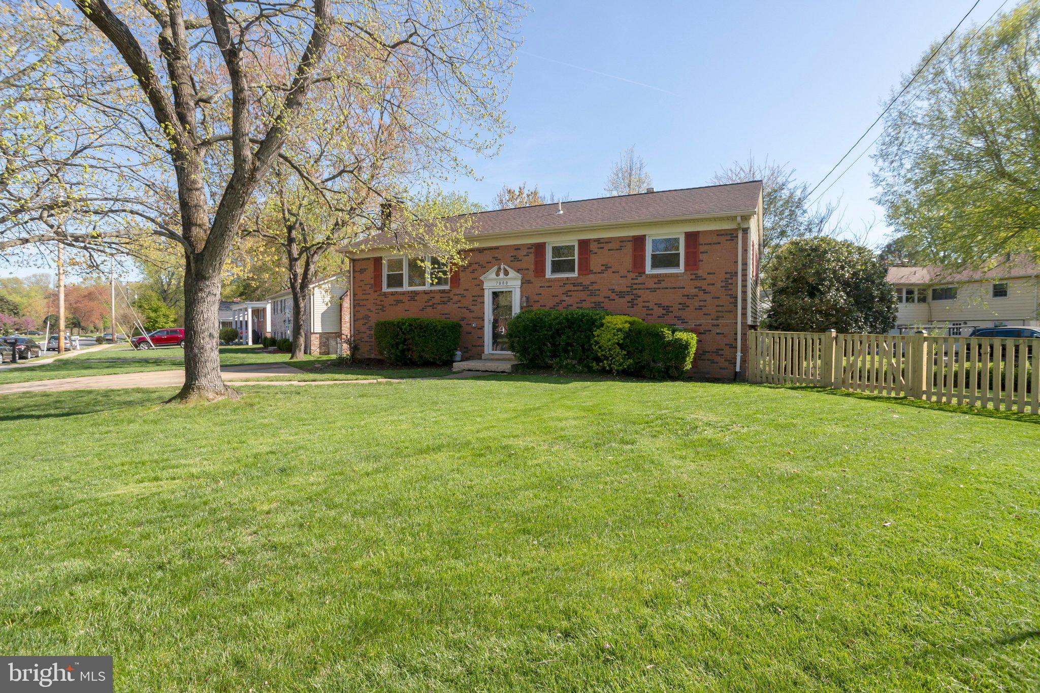 7800 Hayfield Road Alexandria, VA 22315 - Photo 1 of 57 Front