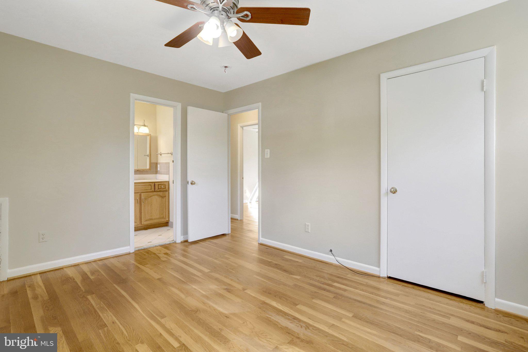 7800 Hayfield Road Alexandria, VA 22315 - Photo 23 of 57 Primary bedroom